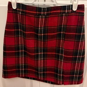 Hollister red plaid skirt